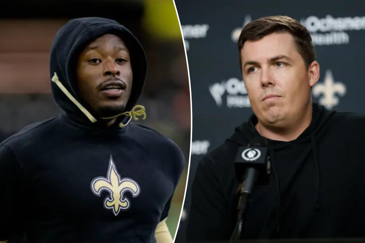 Saints coach Kellen Moore mum on Alvin Kamara retirement rumors