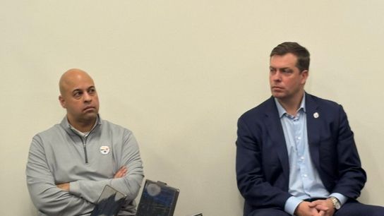 Steelers Will Likely Let Go Of Veteran Free Agent "On The Brink Of Falling Apart" (Steelers News)