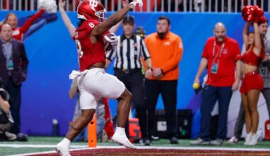 Dolphins Meet With National Champion RB