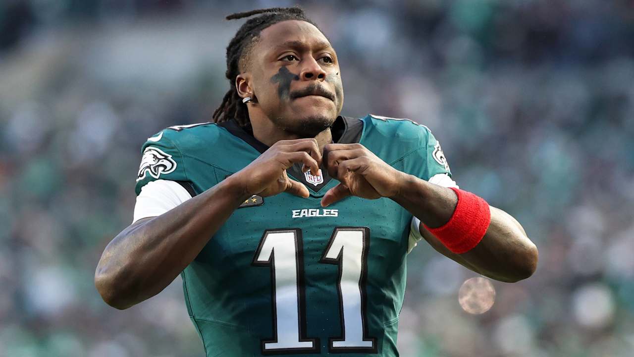 Eagles want first-rounder and more for WR in 'Quinnen Williams-type deal'