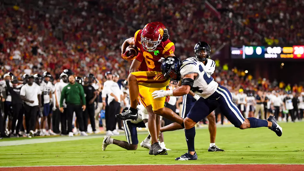 Potential Steelers 1st-Rd WR Option 'Bombed' Combine Interviews