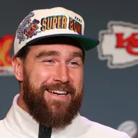Travis Kelce could reportedly receive a very attractive job offer amid rumors of retirement with Chiefs in 2026