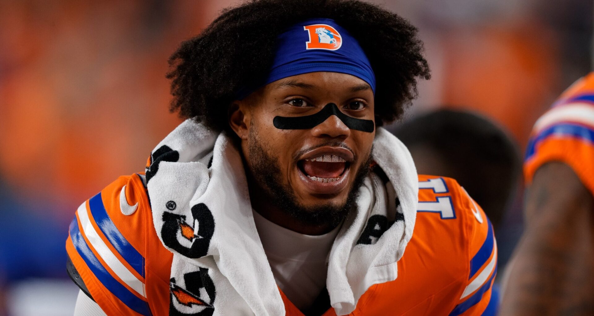 4 Possible Suitors for Troy Franklin After Jaylen Waddle Trade