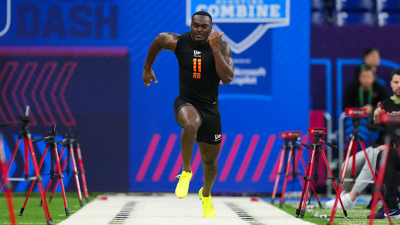 Jeremiyah Love runs 4.36-second 40-yard dash