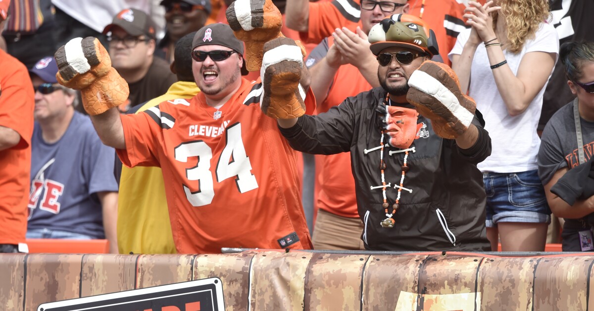 Browns offering seat-license holders credit for PSLs at new Brook Park stadium