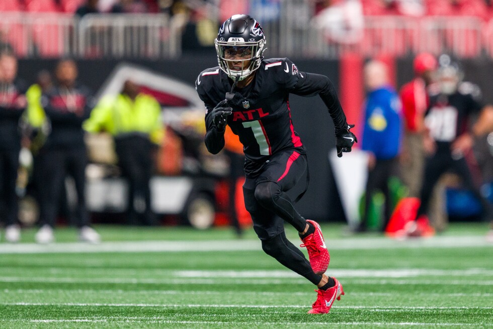 New York Giants agree to terms with wide receiver Darnell Mooney