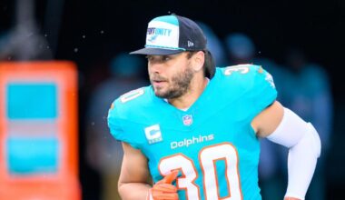 Chargers agree to deal with former Dolphins fullback Alec Ingold