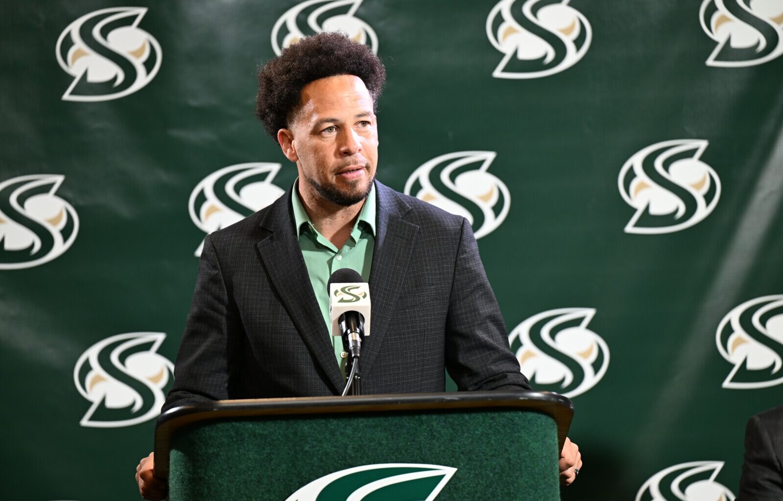 College Insider: Sac State president urges FCS teams to ‘make the move now’ to FBS  - InForum