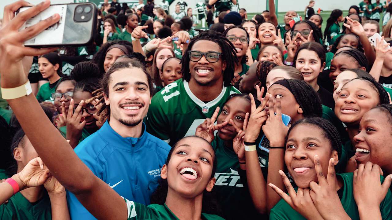 Jets Unveil Flag Elite London Team at Launch of Girls League  