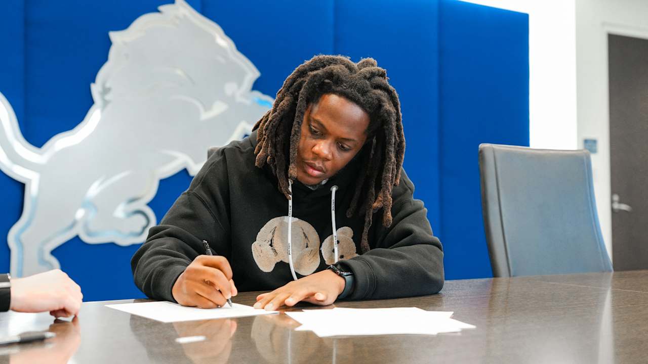 QB Teddy Bridgewater brings veteran presence to Detroit Lions