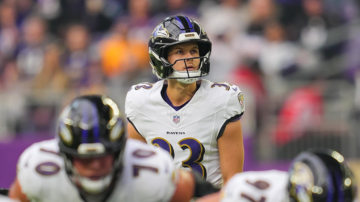 Baltimore Ravens place kicker Tyler Loop
