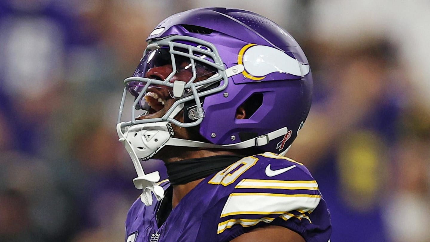 Minnesota Vikings edge rusher Jonathan Greenard