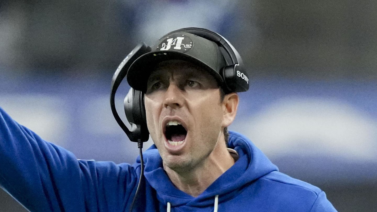 Indianapolis Colts head coach Shane Steichen yells