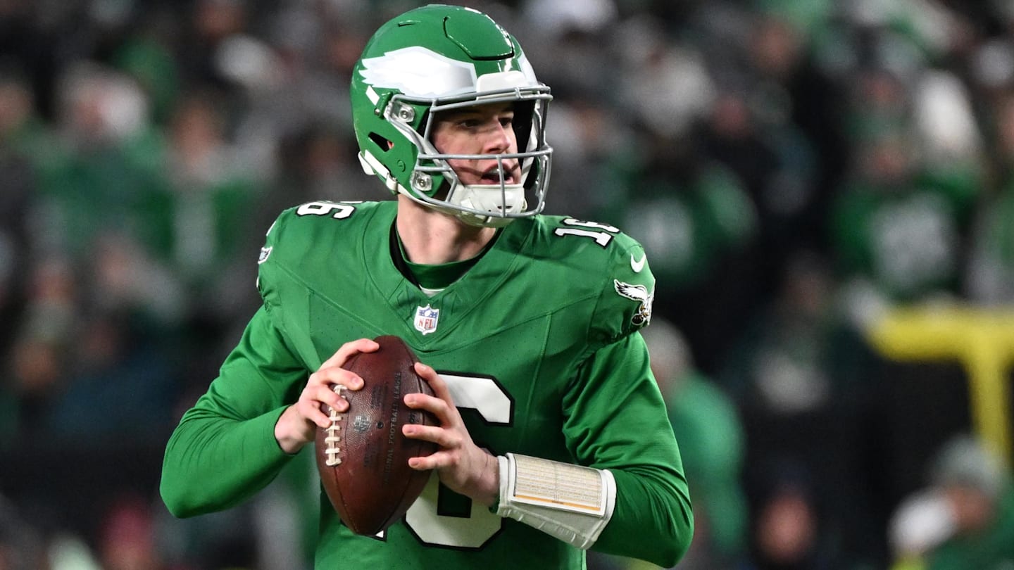 Jan 4, 2026; Philadelphia, Pennsylvania, USA; Philadelphia Eagles quarterback Tanner McKee (16) looks for a receiver against the Washington Commanders at Lincoln Financial Field. Mandatory Credit: Eric Hartline-Imagn Images