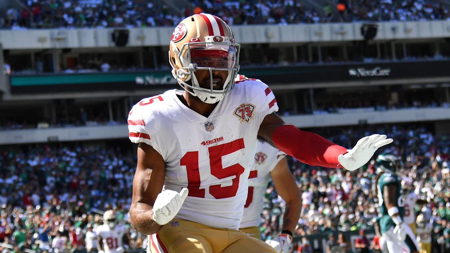 San Francisco 49ers wide receiver Jauan Jennings (15)