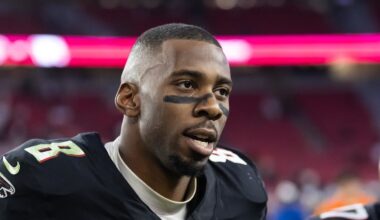 Dec 21, 2025; Glendale, Arizona, USA; Atlanta Falcons tight end Kyle Pitts Sr. (8) against the Arizona Cardinals at State Farm Stadium. Mandatory Credit: Mark J. Rebilas-Imagn Images