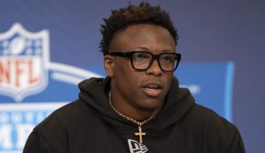 Tennessee defensive back Colton Hood