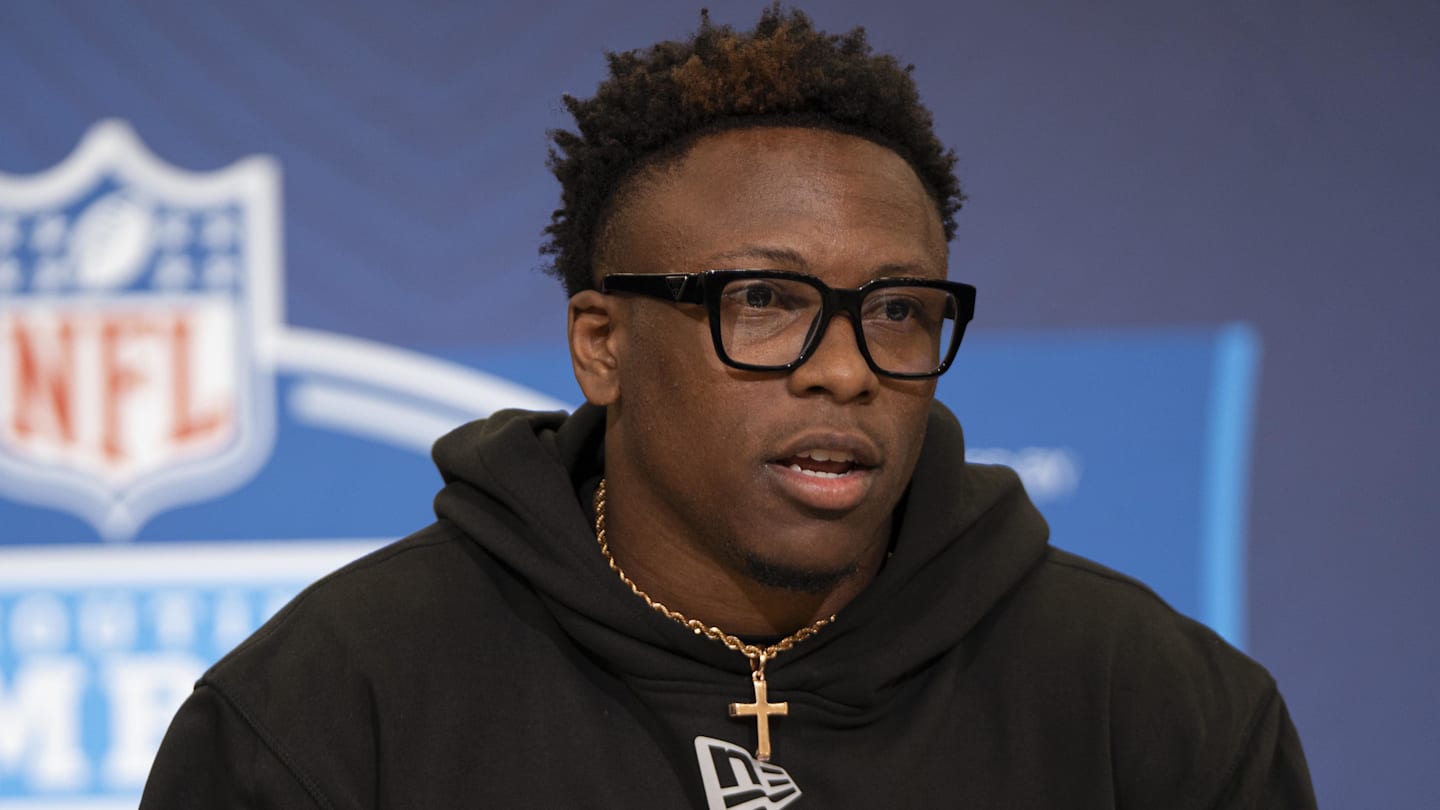 Tennessee defensive back Colton Hood