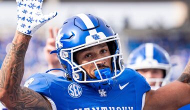 Kentucky Wildcats running back Seth McGowan celebrates