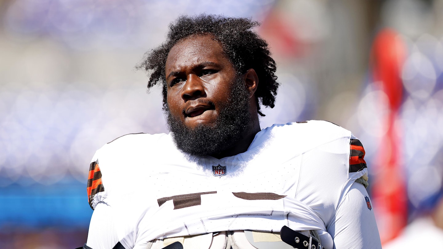 How Dawand Jones Could Factor Into Cleveland Browns Offensive Line Plans in 2026
