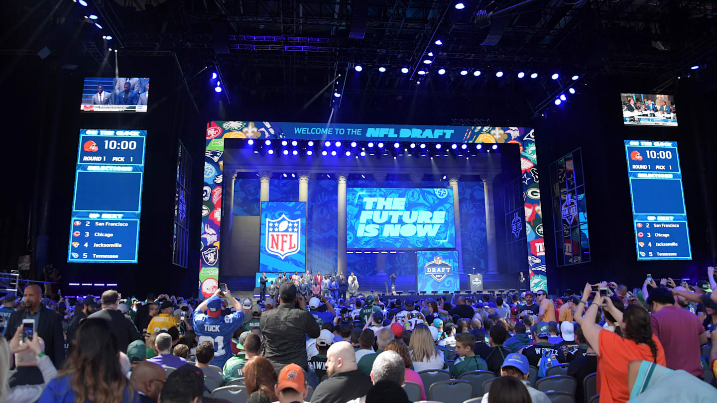 Five Reasons Why Cleveland Browns Shouldn’t Trade Back in the 2026 NFL Draft