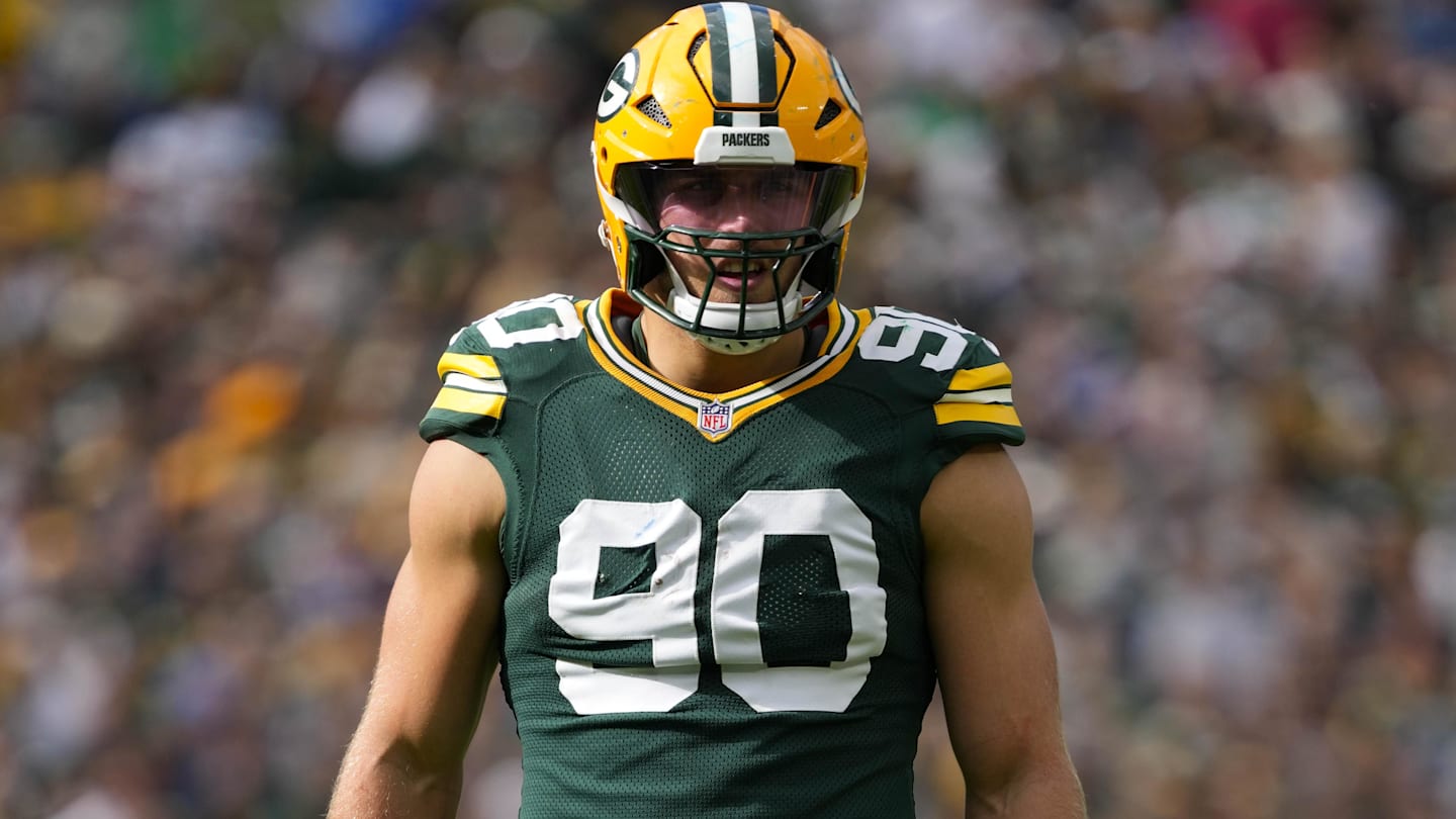 Sep 7, 2025; Green Bay, Wisconsin, USA;  Green Bay Packers defensive lineman Lukas Van Ness (90) during the game against the Detroit Lions at Lambeau Field.