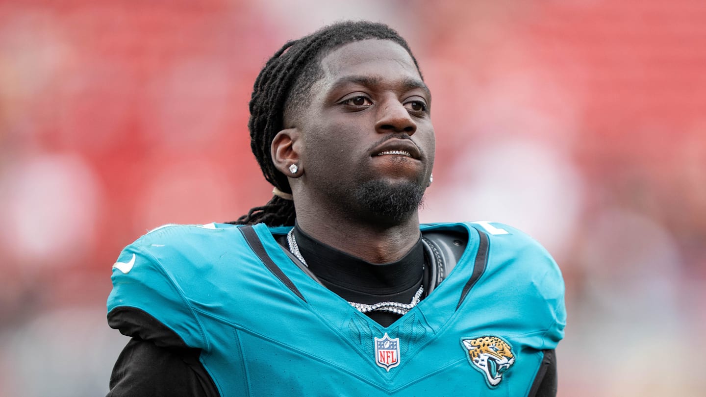 Jacksonville Jaguars wide receiver Brian Thomas Jr. (7)