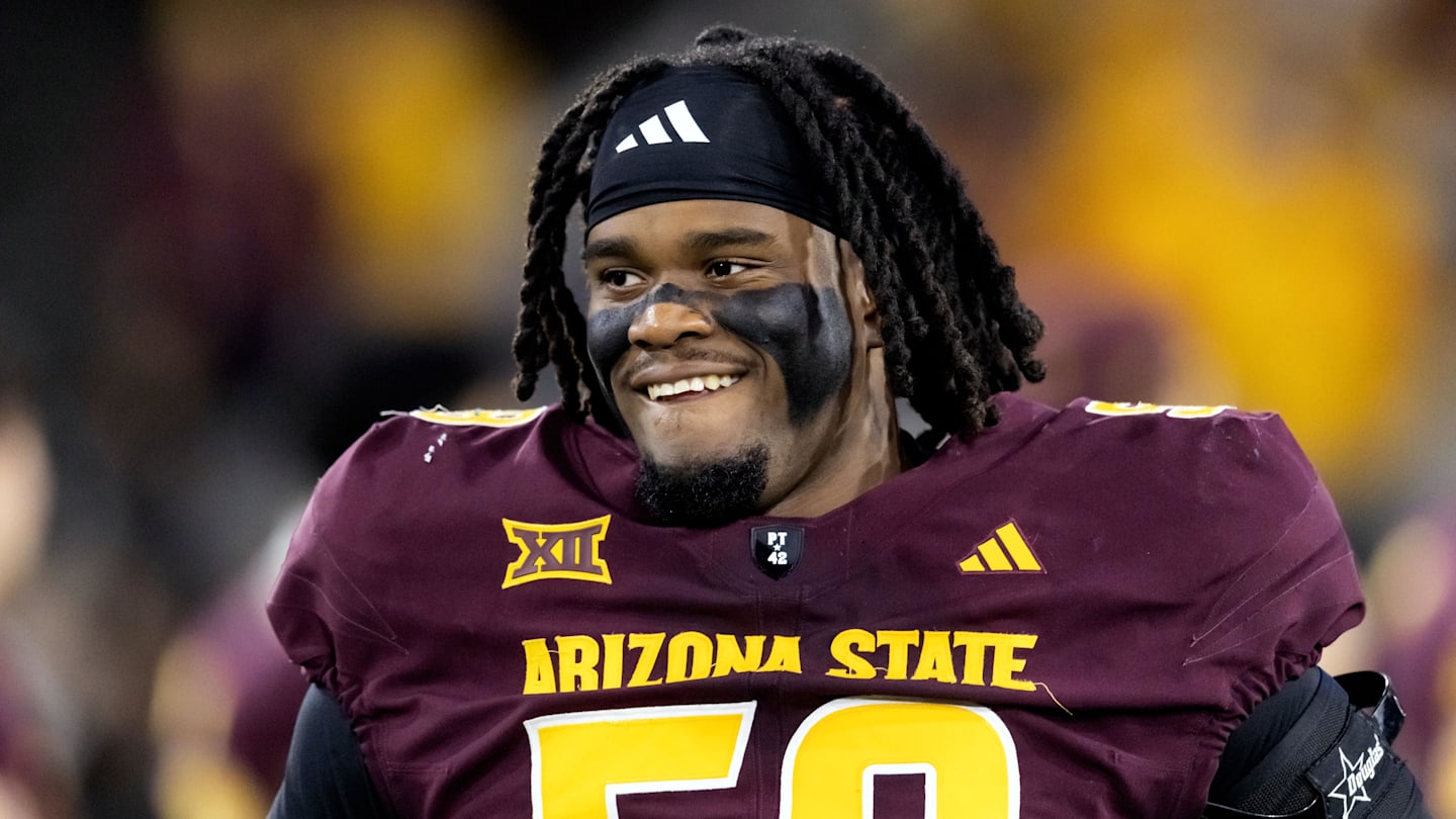 Nov 28, 2025; Tempe, Arizona, USA; Arizona State Sun Devils offensive lineman Max Iheanachor (58) against the Arizona Wildcats during the 99th Territorial Cup at Mountain America Stadium. Mandatory Credit: Mark J. Rebilas-Imagn Images