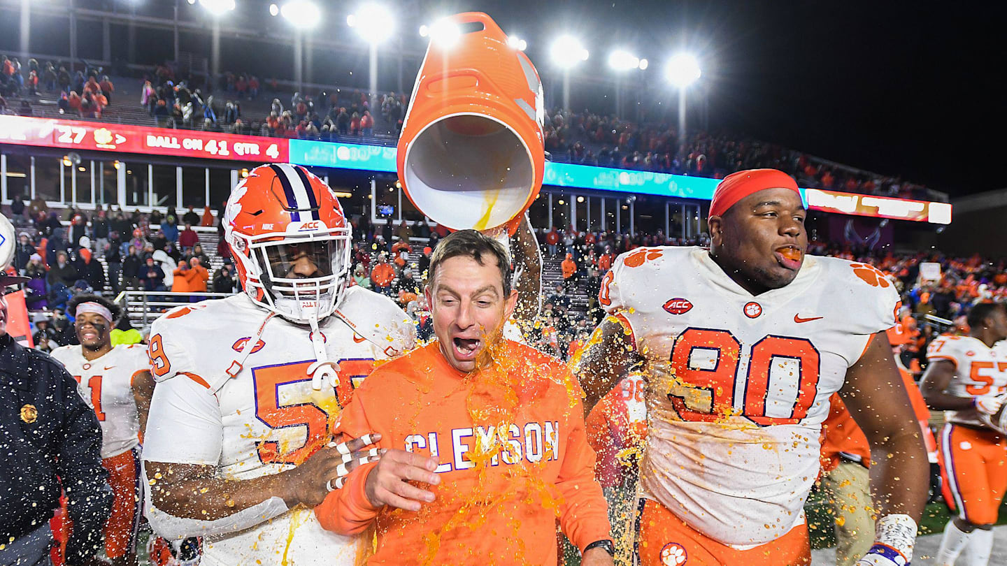 Former Clemson Defensive Tackle Requests Trade From New York Giants