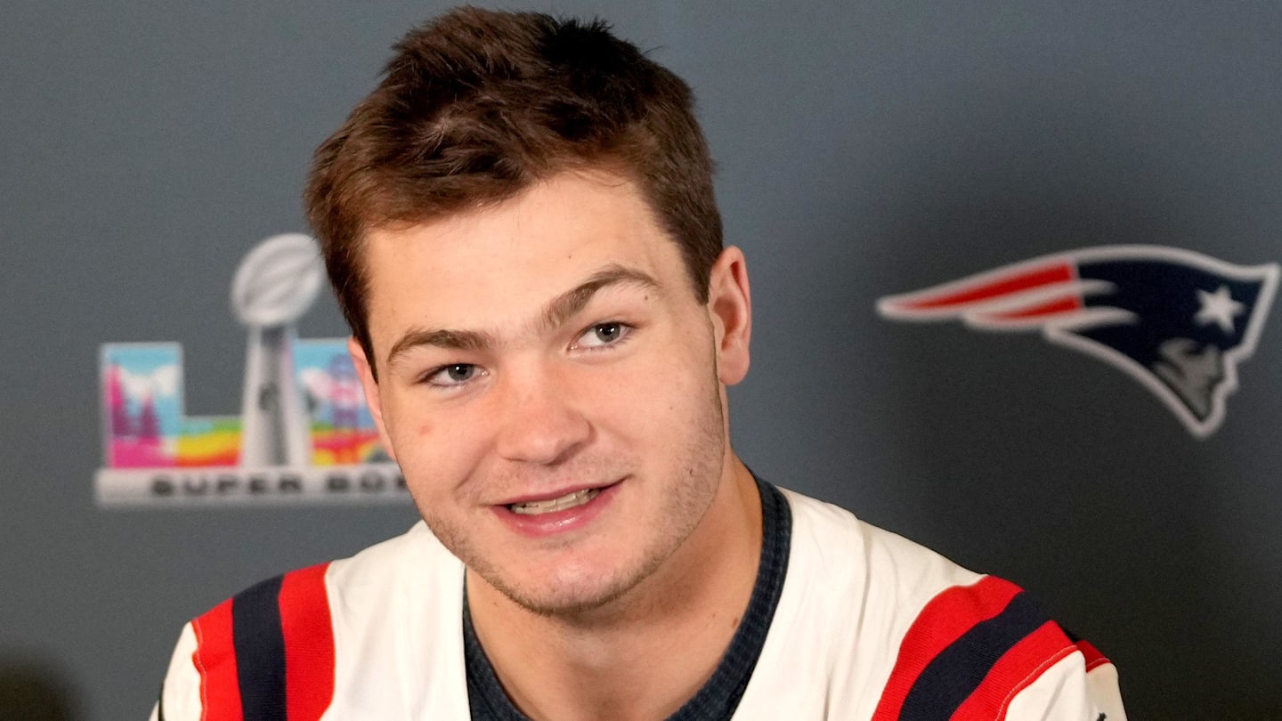 Feb 4, 2026; Santa Clara, CA, USA; New England Patriots quarterback Drake Maye (10) speaks to the media at the Santa Clara Marriott. Mandatory Credit: Cary Edmondson-Imagn Images