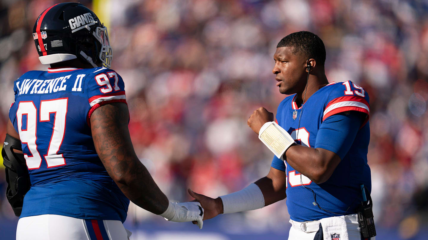 Saints Send 2 Draft Picks to Giants for Star Defender