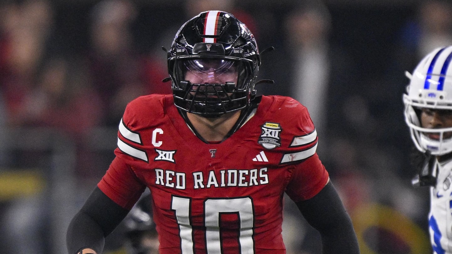 Texas Tech Red Raiders linebacker Jacob Rodriguez