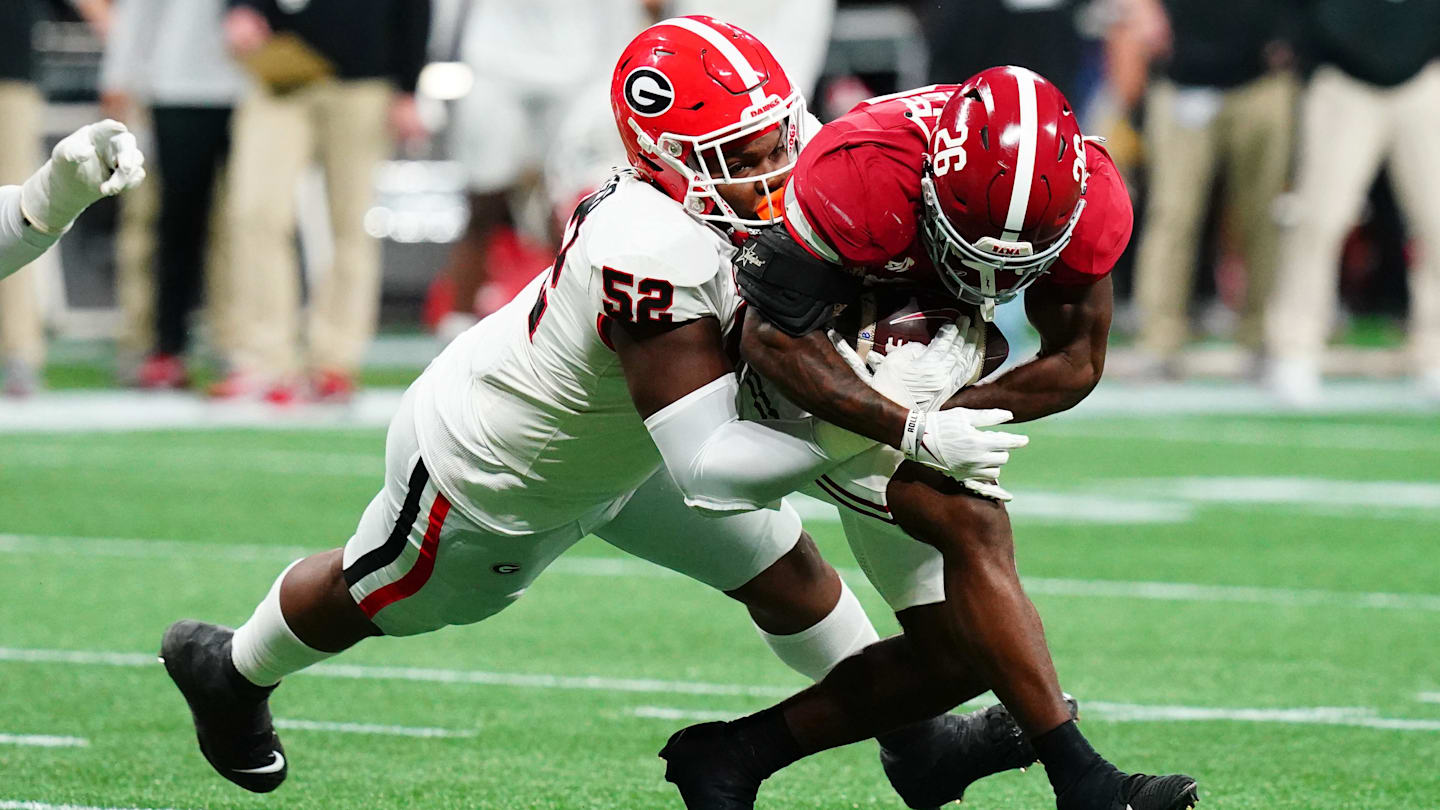 Buffalo Bills Pursuing First-Round DT Prospect With Top-30 Visit Ahead of NFL Draft