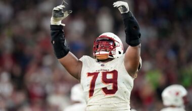 2 Cardinals Officially Back After Signing Tenders