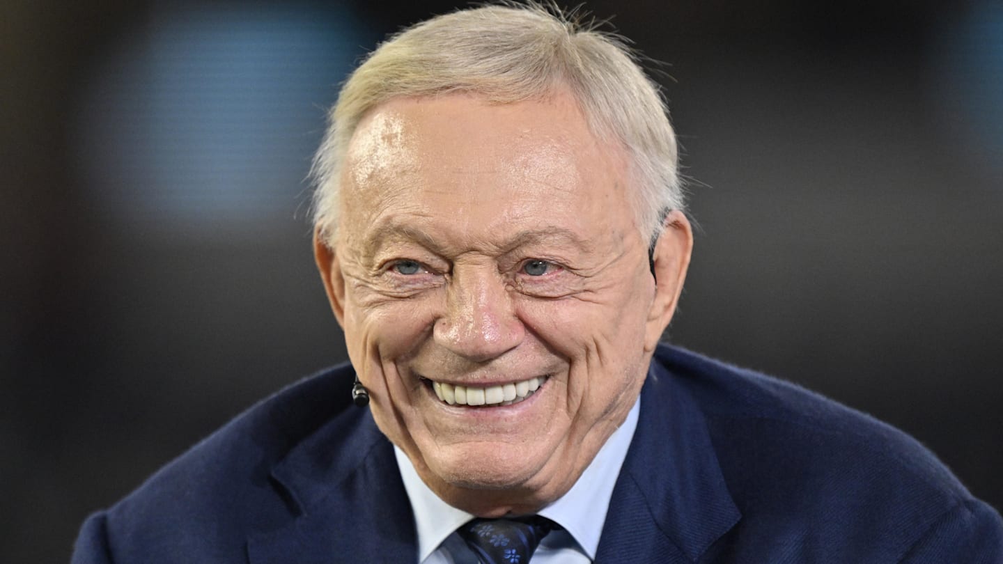 Dallas Cowboys owner Jerry Jones