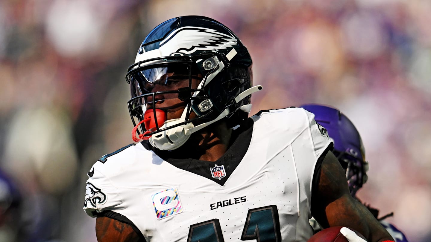 Oct 19, 2025; Minneapolis, Minnesota, USA; Philadelphia Eagles wide receiver A.J. Brown (11) makes a catch during the first half against the Minnesota Vikings at U.S. Bank Stadium. Mandatory Credit: Jeffrey Becker-Imagn Images