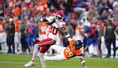 Nov 16, 2025; Denver, Colorado, USA; Kansas City Chiefs wide receiver Tyquan Thornton (80) catches the ball past Denver Broncos cornerback Ja'Quan McMillian (29) in the third quarter at Empower Field at Mile High. Mandatory Credit: Ron Chenoy-Imagn Images