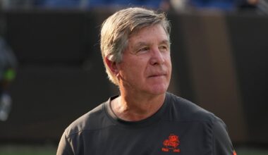 Cleveland Browns offensive line coach Bill Callahan