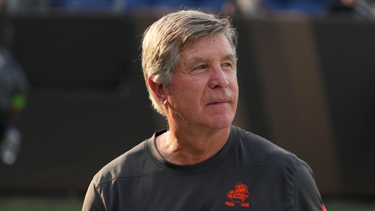 Cleveland Browns offensive line coach Bill Callahan