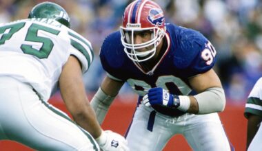 Oct 8, 1995; Orchard Park, NY, USA; Buffalo Bills defensive end Phil Hansen (90) in action against the New York Jets at Rich Stadium. FILE PHOTO; Mandatory Credit: Imagn Images