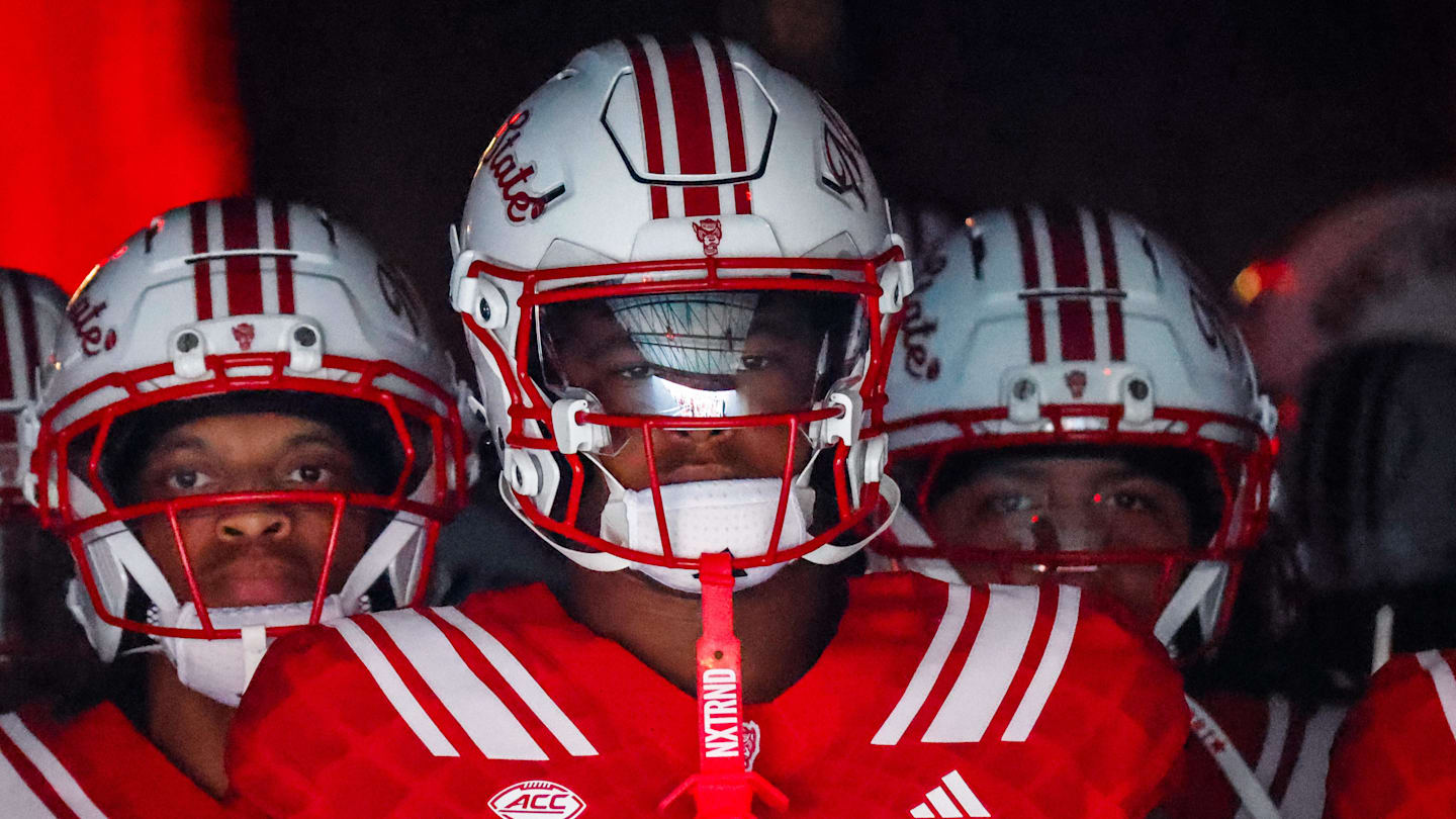 North Carolina State Wolfpack tight end Justin Joly