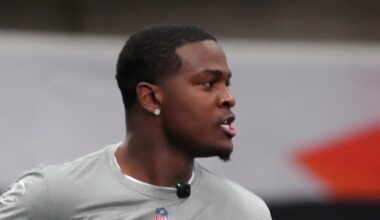 Miami Dolphins running back  De'Von Achane