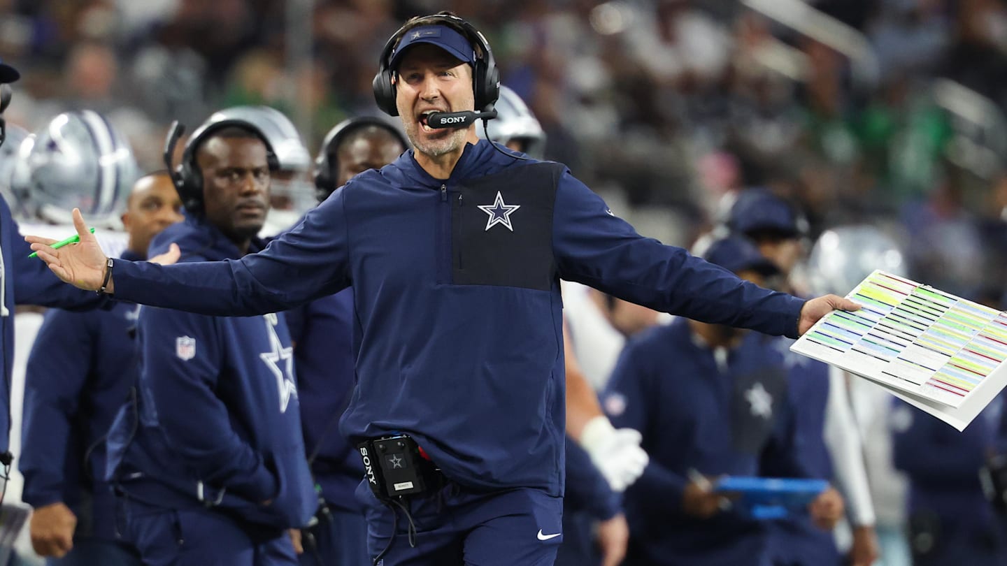 Dallas Cowboys head coach Brian Schottenheimer
