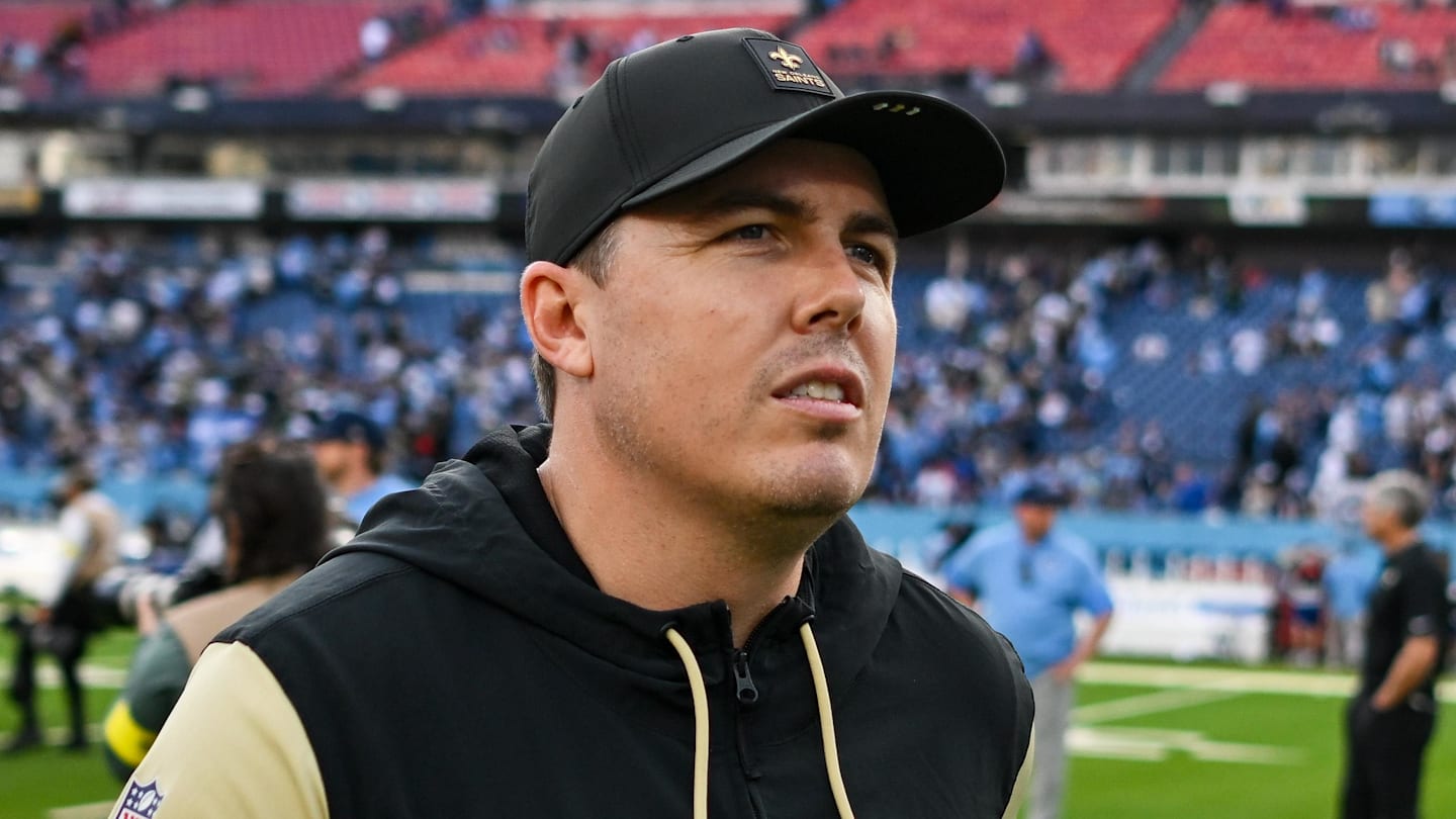 Dec 28, 2025; Nashville, Tennessee, USA;  New Orleans Saints head coach Kellen Moore leaves the field against the Tennessee Titans during the second half at Nissan Stadium. Mandatory Credit: Steve Roberts-Imagn Images