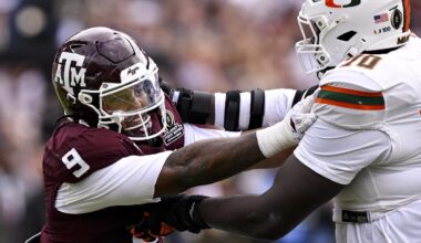 Dec 20, 2025; College Station, TX, USA; Miami Hurricanes offensive lineman Markel Bell (70) blocks Texas A&M Aggies defensive end Cashius Howell (9) during the game between the Aggies and the Hurricanes at Kyle Field.