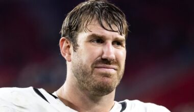 Nov 23, 2025; Glendale, Arizona, USA; Jacksonville Jaguars offensive lineman Walker Little (72) against the Arizona Cardinals at State Farm Stadium.