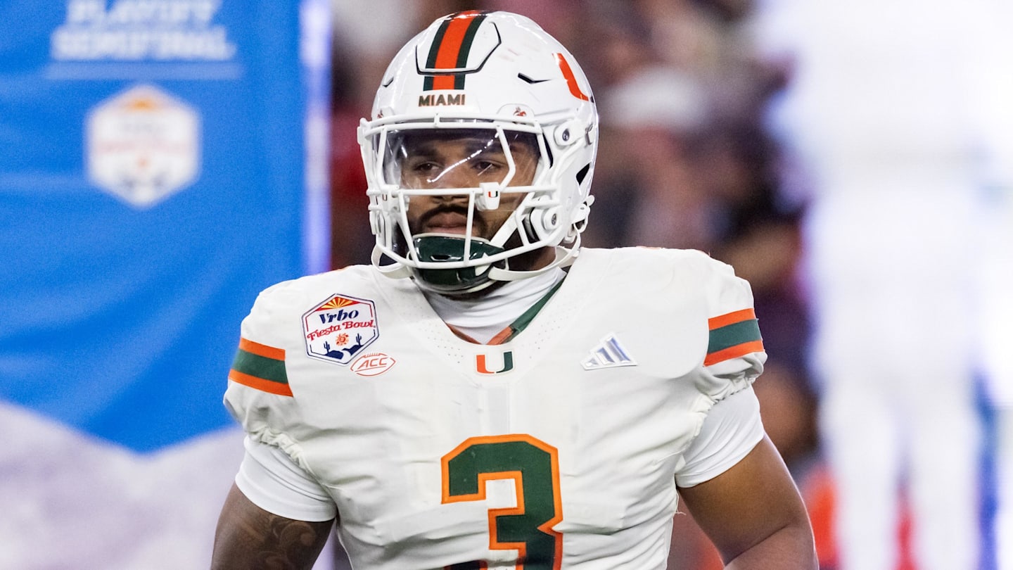 Will the Tampa Bay Buccaneers select Akheem Mesidor with their first-round pick?