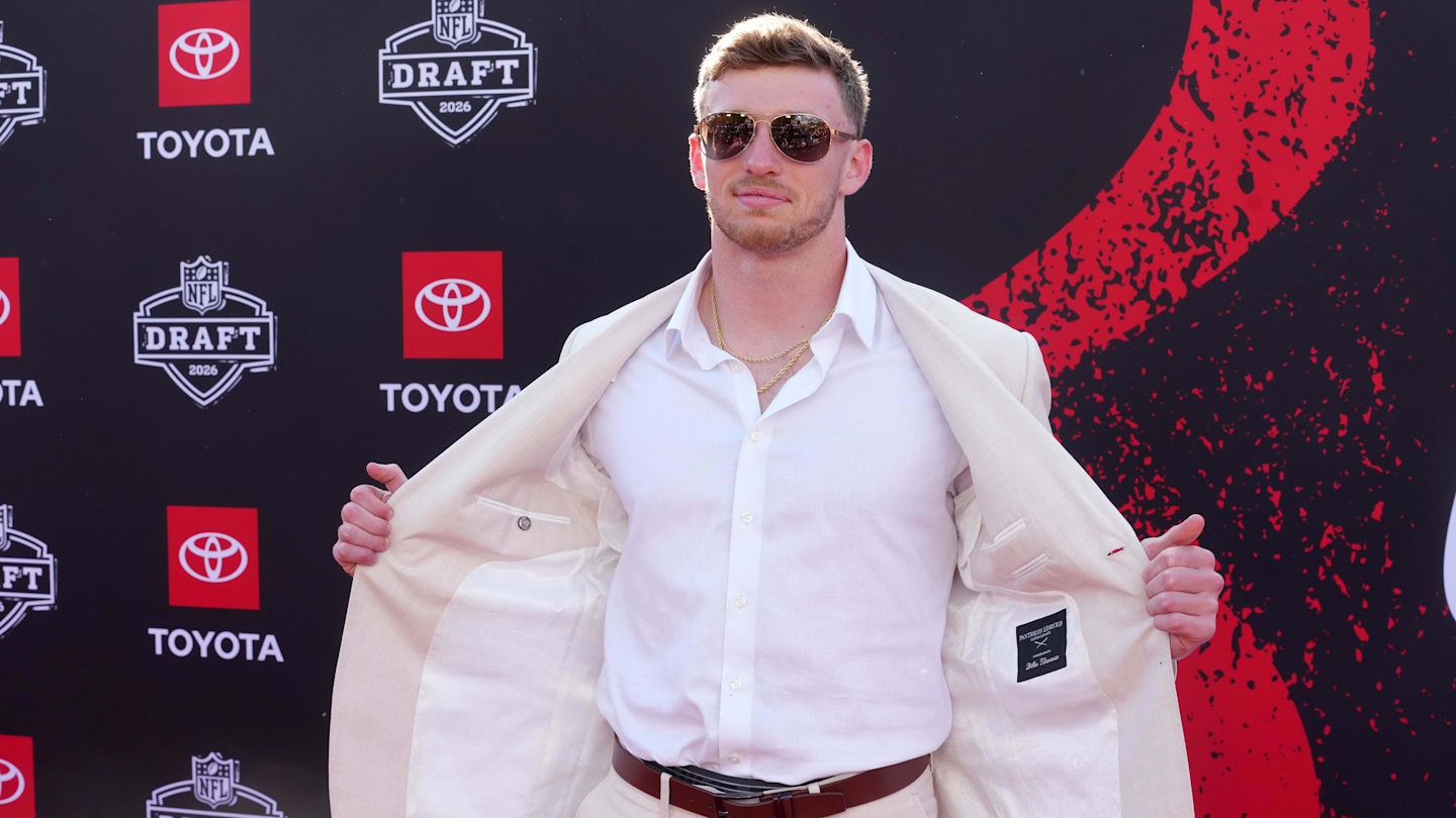 Bears Pulled Off Biggest Round 1 Heist With Dillon Thieneman Pick