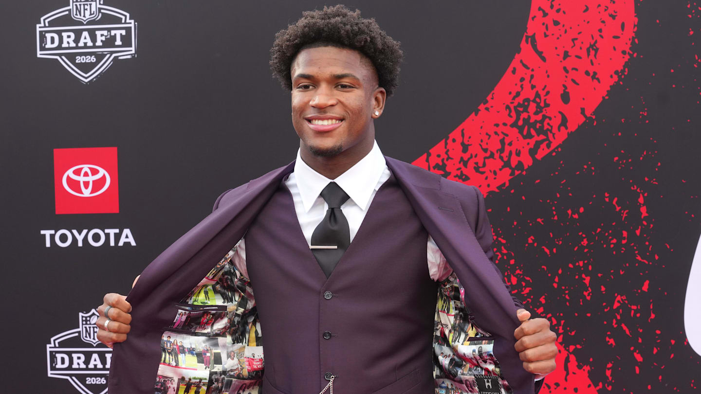 Ohio State Buckeyes defensive back Caleb Downs