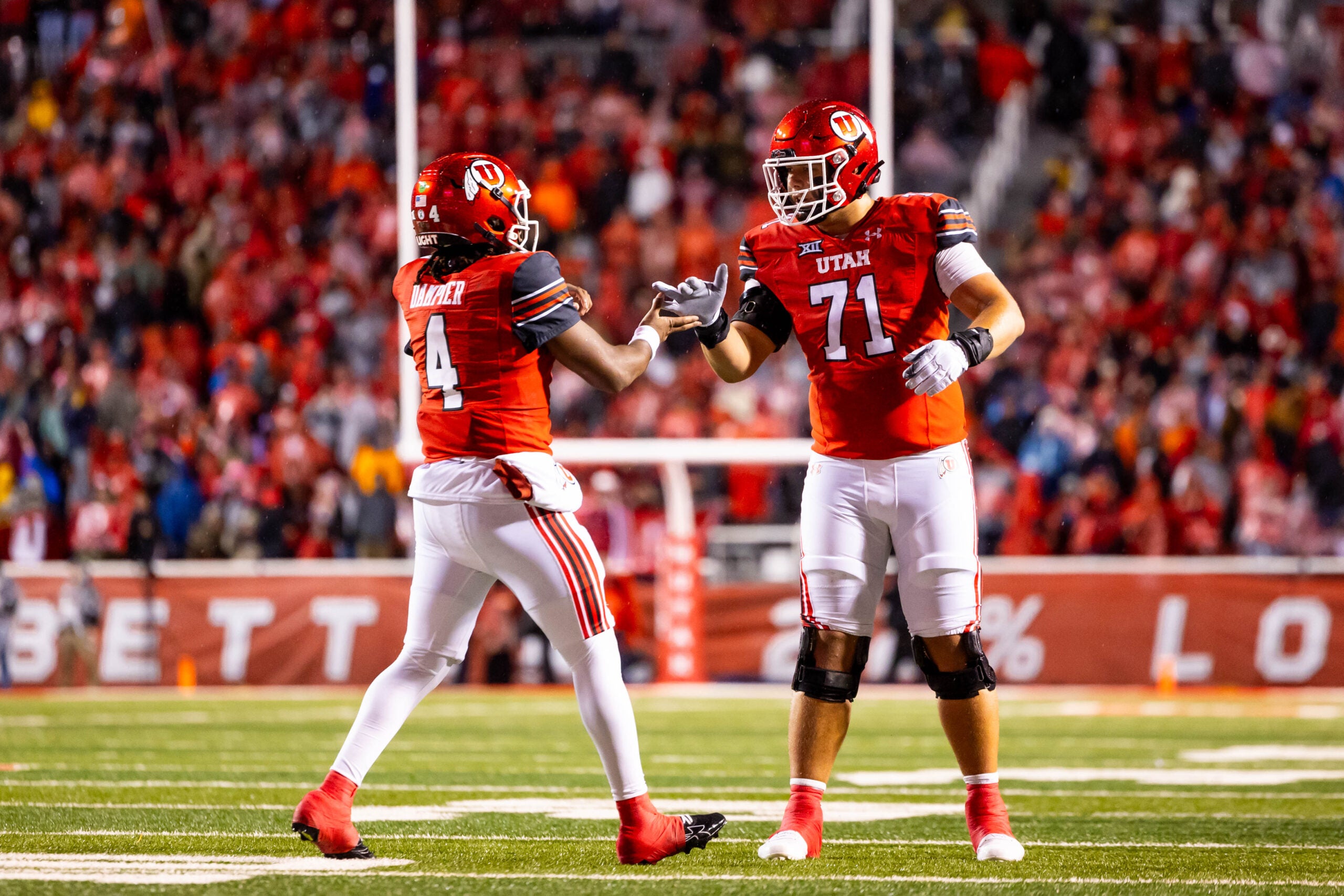 Caleb Lomu Utah Utes football vs. Arizona State Sun Devils at Rice Eccles Stadium in Salt Lake City, UT, on Saturday, October 11, 2025. Anna Fuder/Utah Athletics